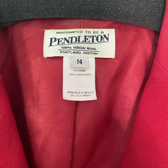 VTG red 14 Pendleton wool blazer buttons virgin - Picture 11 of 11